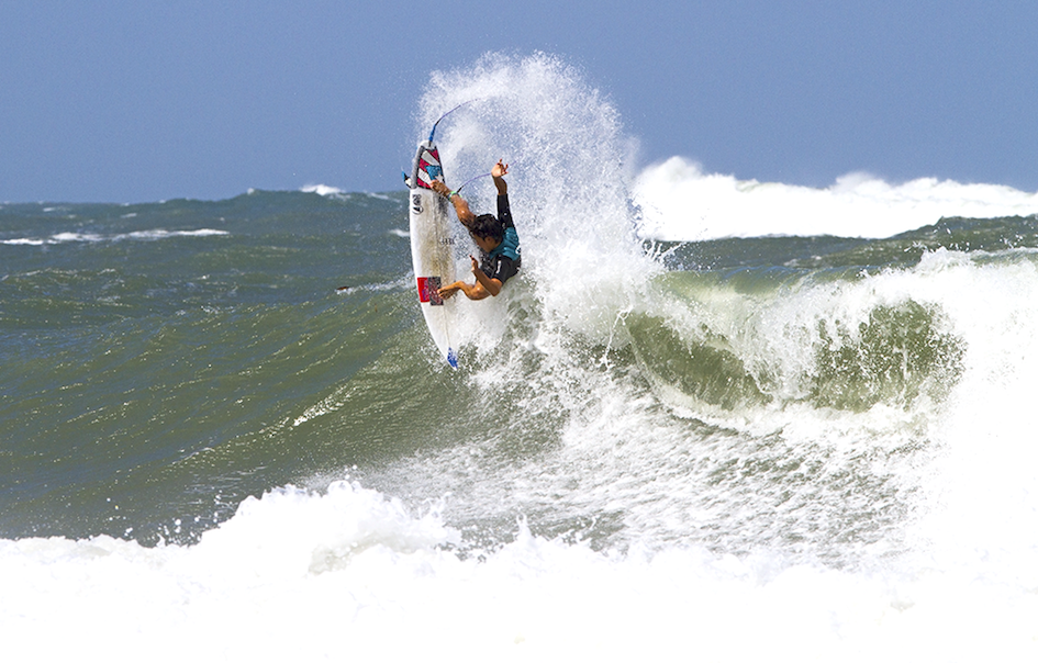 【御宿・サーフィンコース】サーフィンの基礎技術、知識を本格的に学ぶコース