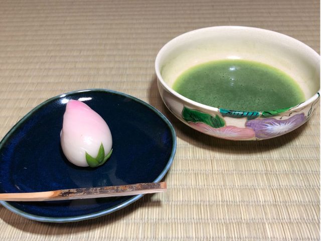 季節に合ったお菓子をご準備いたします。当日をお楽しみに!