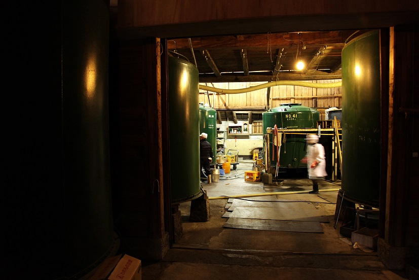 酒造りに欠かせない良質な水・お米・酵母。「良質な原料を使用しなければ本当に美味しいお酒は造れない」という先代の教えをいまも忠実に守り続けている。