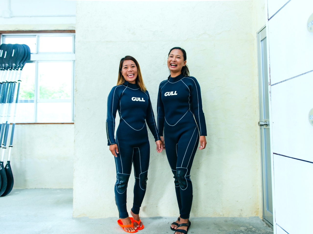 ウエットスーツもレンタル無料です♪110cm〜XXLBとサイズも豊富にご用意♪