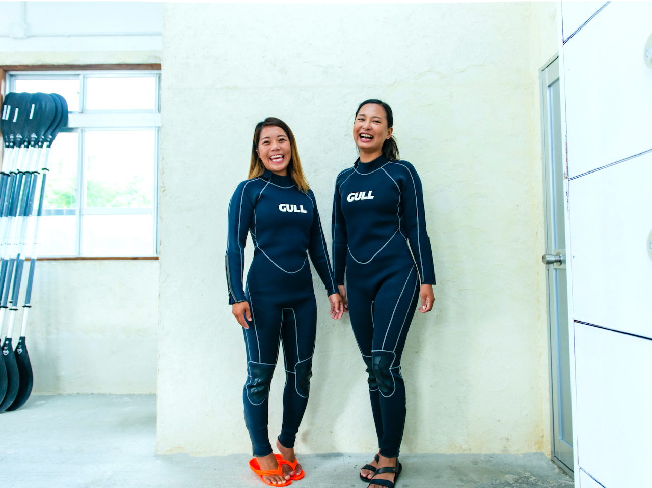 ウエットスーツもレンタル無料です♪110cm〜XXLBとサイズも豊富にご用意♪