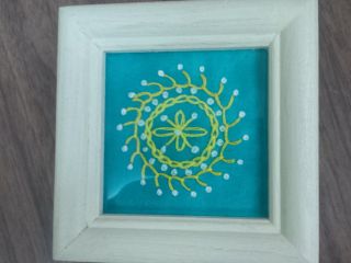 初めてさんでもできる5つのステッチが習えて、応用が楽しいと好評をいただいています。