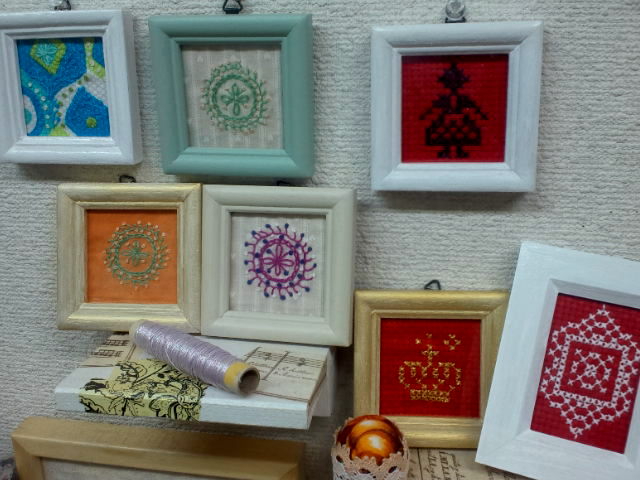 フレームの色も選べます☆