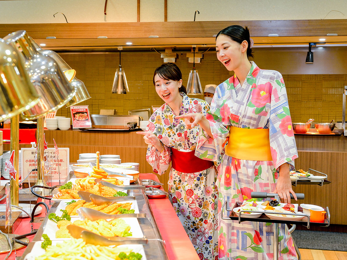 レストランでは、お食事を思う存分お楽しみください♪