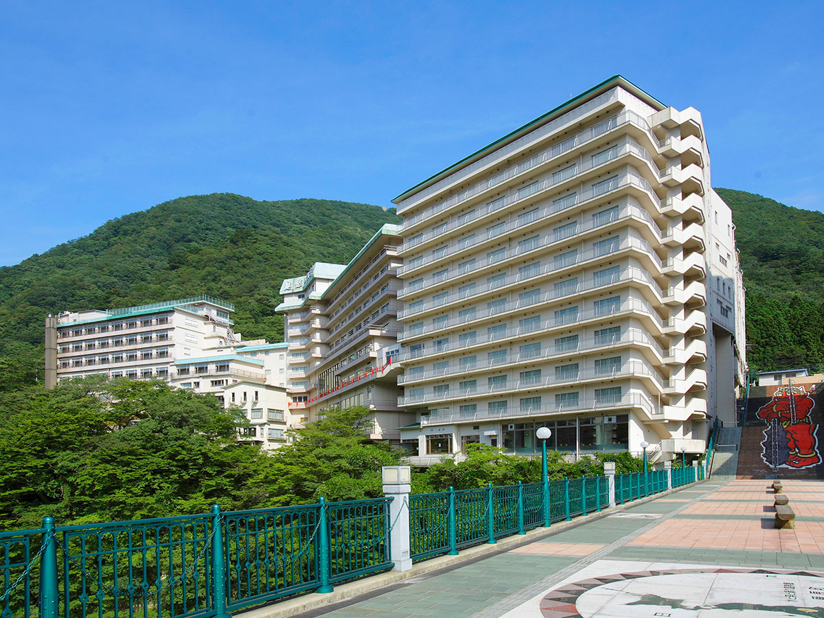 こちらが、ホテル鬼怒川御苑の外観です♪