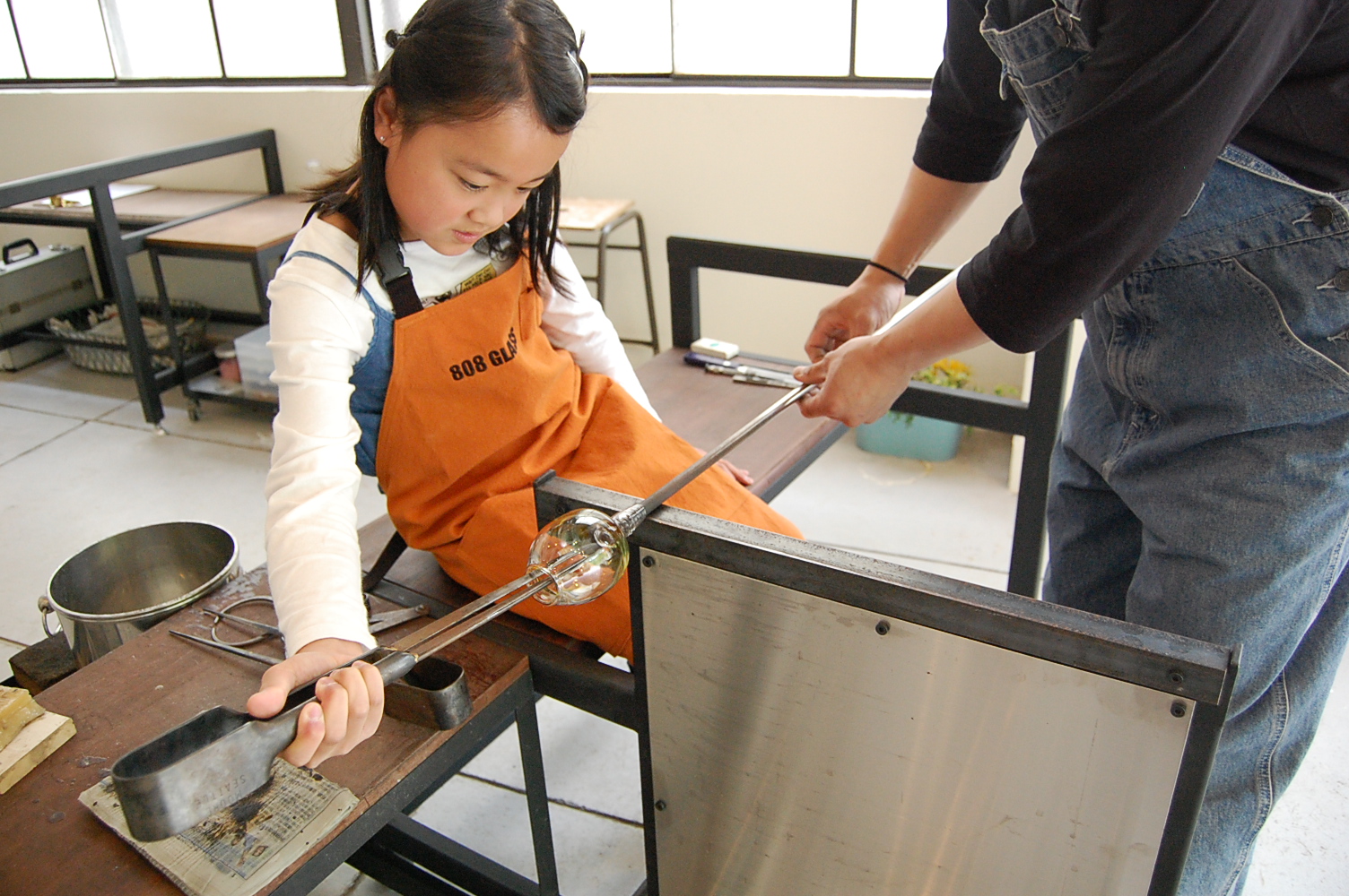 小学生のお子様から体験ができます。(小学生は保護者同伴をお願いいたします)ご家族揃って体験いただけます。