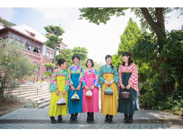 午後から3時間プラン 女性4名グループ限定プラン 神戸北野をレトロな はいからさん や 書生さん スタイルの袴姿でぶらり街歩きはいかがですか 女性 カップルにオススメ はいからさん神戸 じゃらん遊び体験 午後から3時間プラン 女性4名グループ限定プラン 神戸北野をレトロな はいからさん や 書生さん スタイルの袴姿でぶらり街歩きはいかがですか 女性 カップルにオススメ はいからさん神戸 じゃらん遊び体験