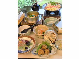 鯛の釜飯・せんざんき・鍋等ついたお得なメニューです