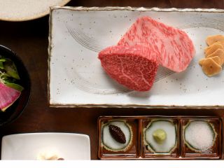 厳選された黒毛和牛はお好みの焼き加減で♪驚くほど柔らかです♪