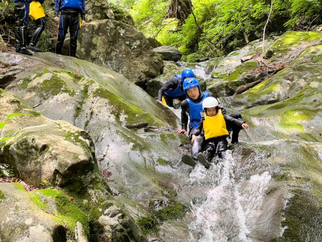 DEEP NATURE:☆小学生2人目以降半額☆9/1~限定特別キャンペーン!【みなかみキャニオニング】