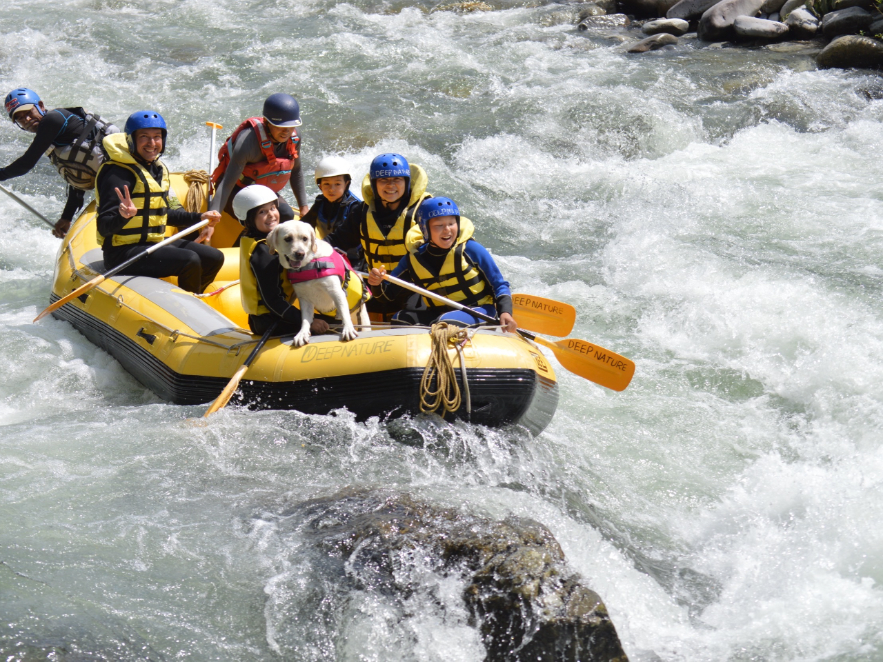 �����������ꏏ�ɉƑ��݂�Ȃő�`��