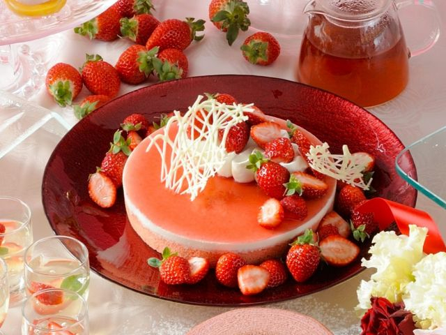 �t䕂��ʂ�A�S�Ƃ��߂��X�C�[�c�u�b�t�F��3/1���J�ÁB