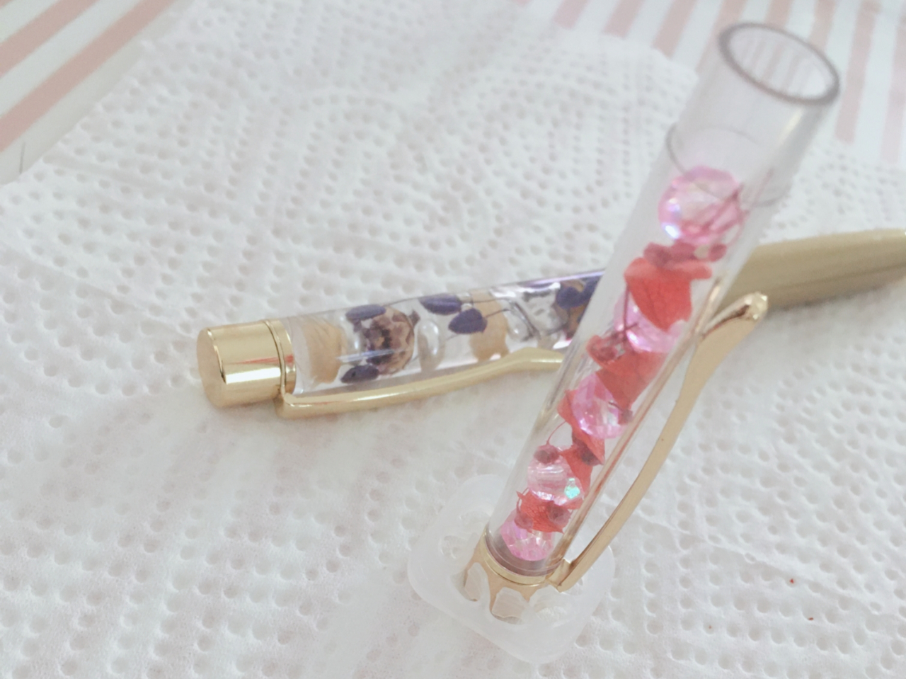 ハーバリウムボールペン制作中