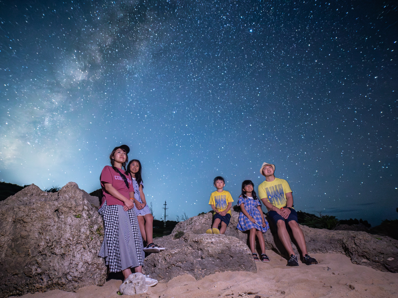 古宇利島】星空フォトツアー【ライト】｜星降る夜に＊満天の星空を素敵