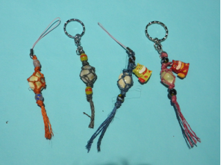 沖縄らしい 貝or木の実のアクセサリー作り ストラップ キーホルダー ネックレスなどからお選び頂けます 八重瀬自然遊学センター じゃらん遊び体験 沖縄らしい 貝or木の実のアクセサリー作り ストラップ キーホルダー ネックレスなどからお選び頂けます 八重瀬自然遊学センター じゃらん遊び体験
