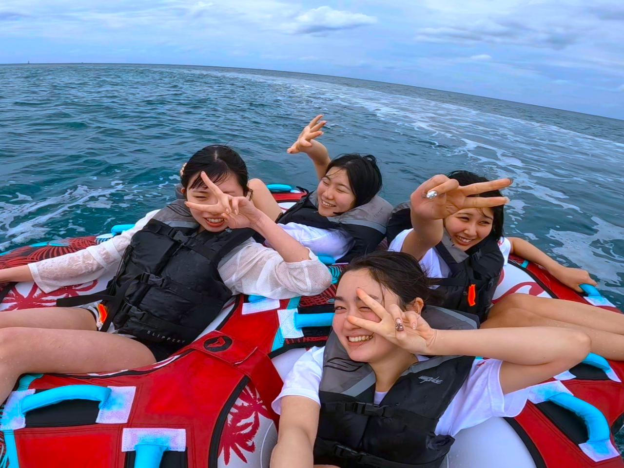 海遊びの定番3点セット♪泳げない方でも安心してお遊びできます♪もちろん絶叫好きの方も楽しめます♪