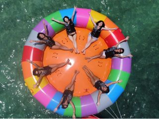 最大8名様までご一緒に楽しめるスピニングボート♪