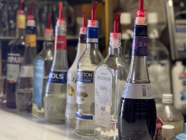 二時間の飲み放題と様々なカクテルが楽しめます♪