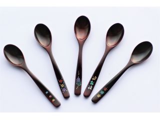 5つの文様の中からお好きな柄を1つお選び下さい。