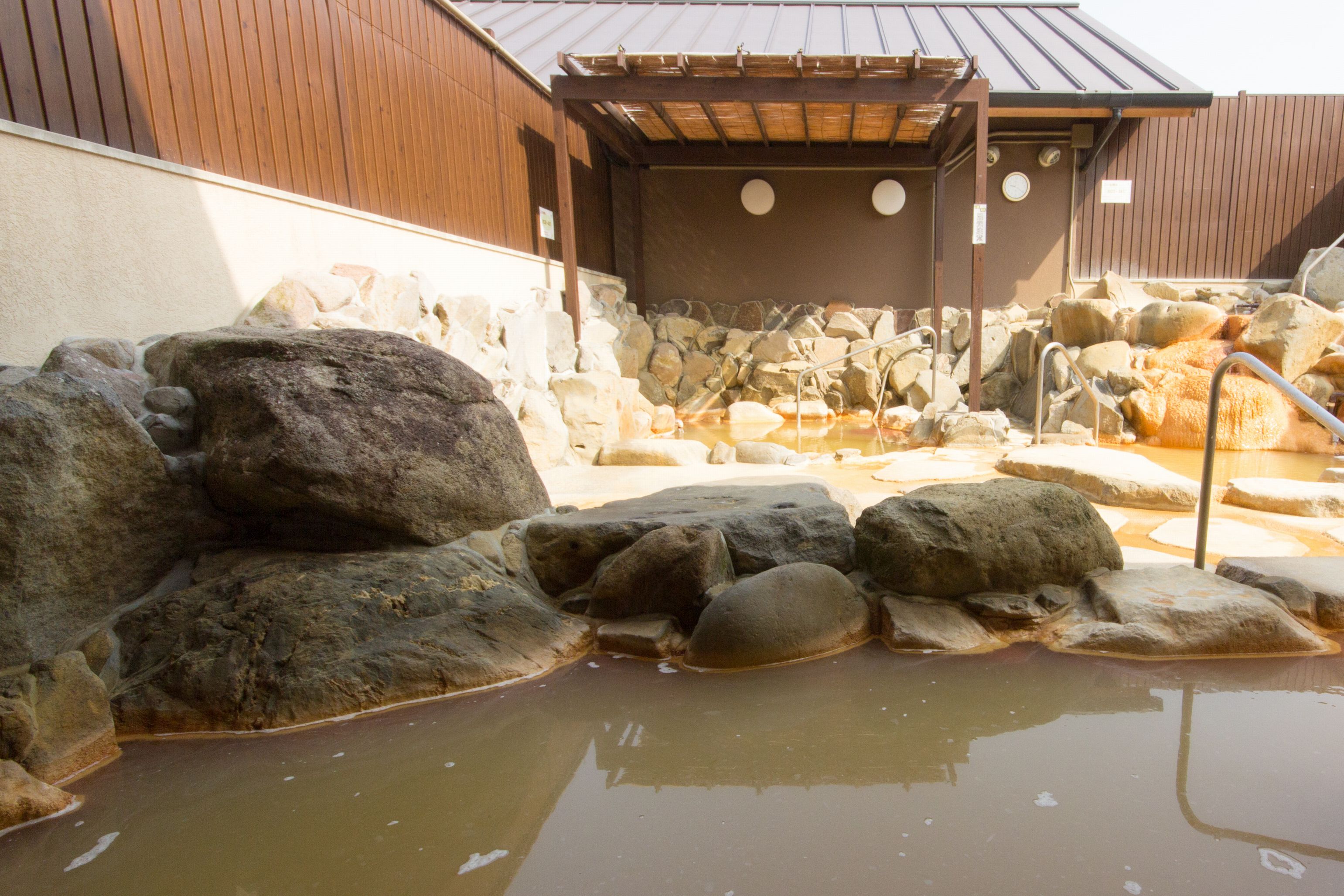 露天風呂(岩風呂)