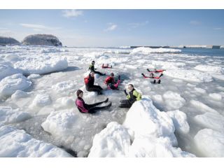 2021年シーズン ゴジラ岩観光 流氷遊ウォーク 10 00 ゴジラ岩観光 流氷遊ウォーク じゃらん遊び体験