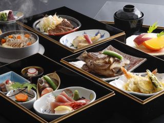 籠盛膳