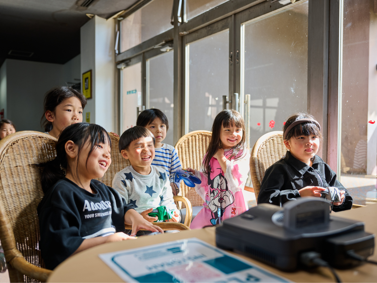 ̃Q[Ŏqly߂ႤIM̐킢ɁI