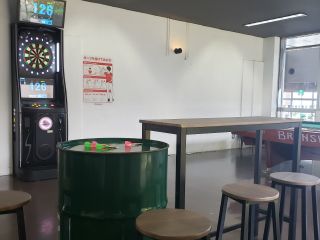 NEW!ダーツマシン登場!投げ放題!約50種類のスポーツやゲームが1日遊び放題!屋内プールも入り放題!