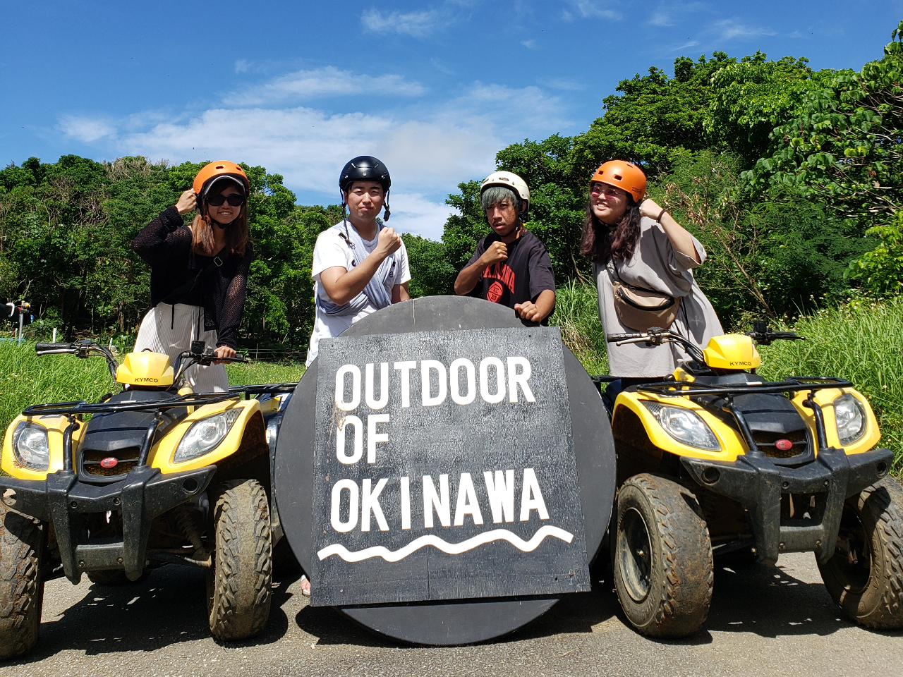 オリジナル看板で記念撮影!!最高の思い出を作ろう!