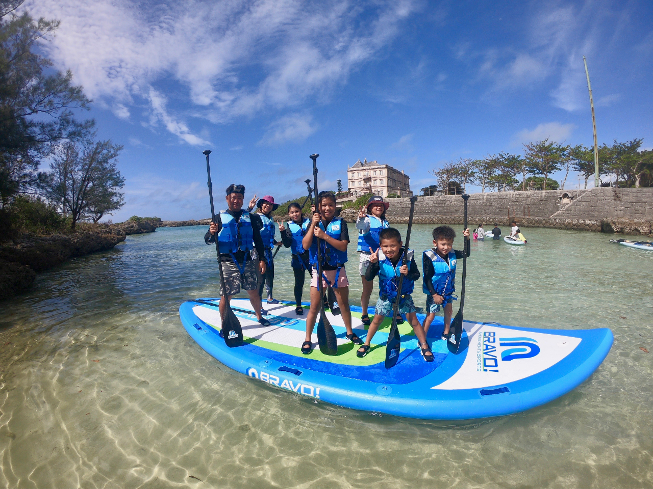 地域クーポン対応】＜沖縄・宮古島・SUP＞1ドリンク付き☆1艇 / 最大7