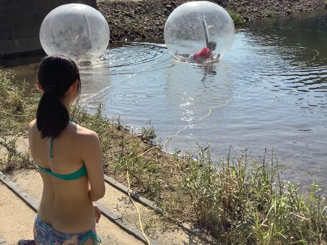 アクアボールで水上散歩 千千香 じゃらん遊び体験 アクアボールで水上散歩 千千香 じゃらん遊び体験