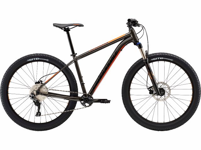 使用機材はCANNON DALEのハイグレードMTB!