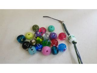 お作りいただくとんぼ玉ストラップです!