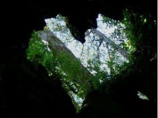 天に広がるラブリーハートの空