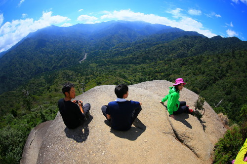 大人気の白谷雲水峡トレッキング、もののけの森と大絶景の太鼓岩からの景色がよくばりにも同時に楽しめるイチオシのトレッキング。