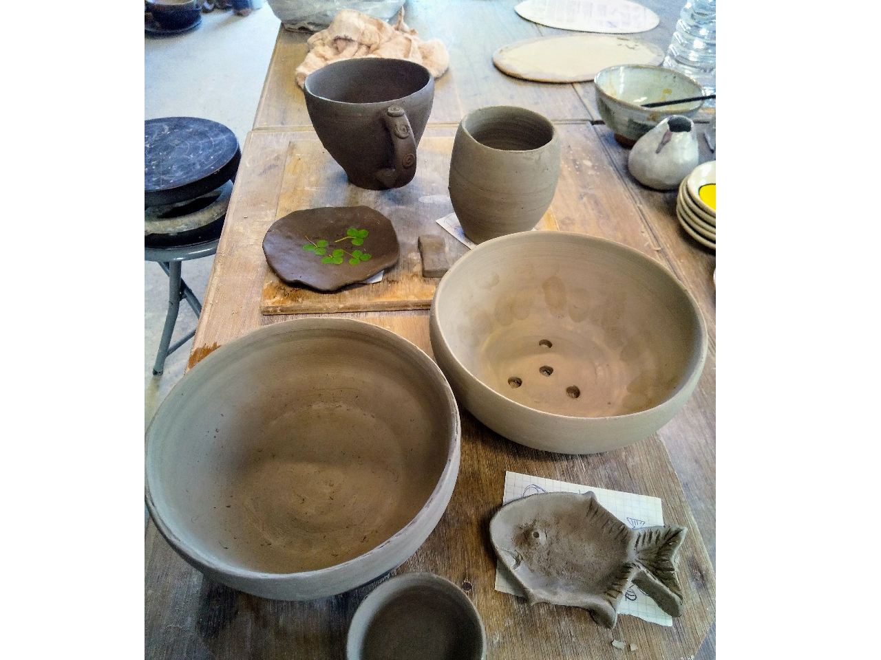 マグカップなどは、後日、こちらで取付です。植木鉢の穴開けも同様。