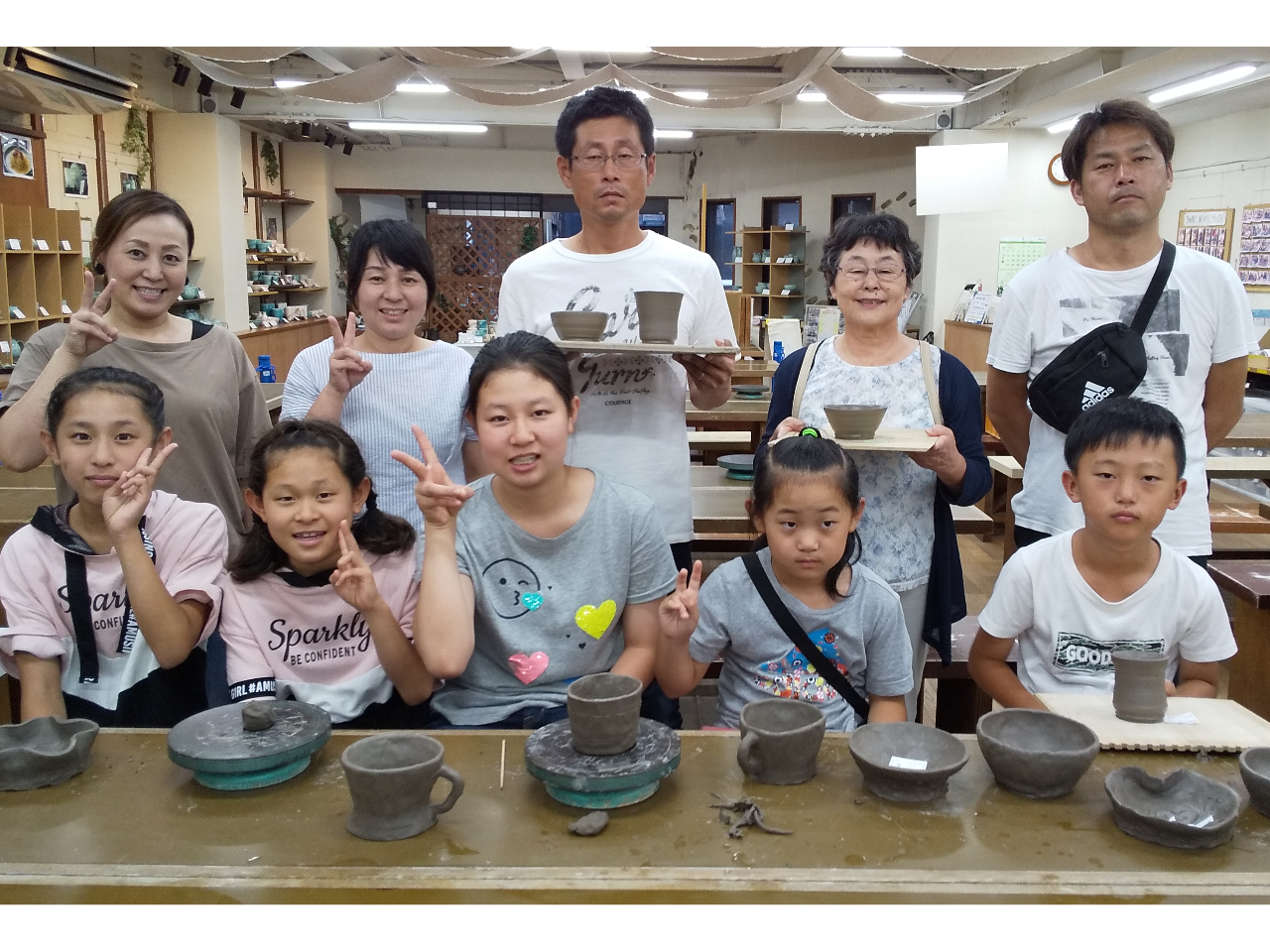 楽しい粘土遊び感覚で、小さなお子様でも十分お楽しみ頂けます。