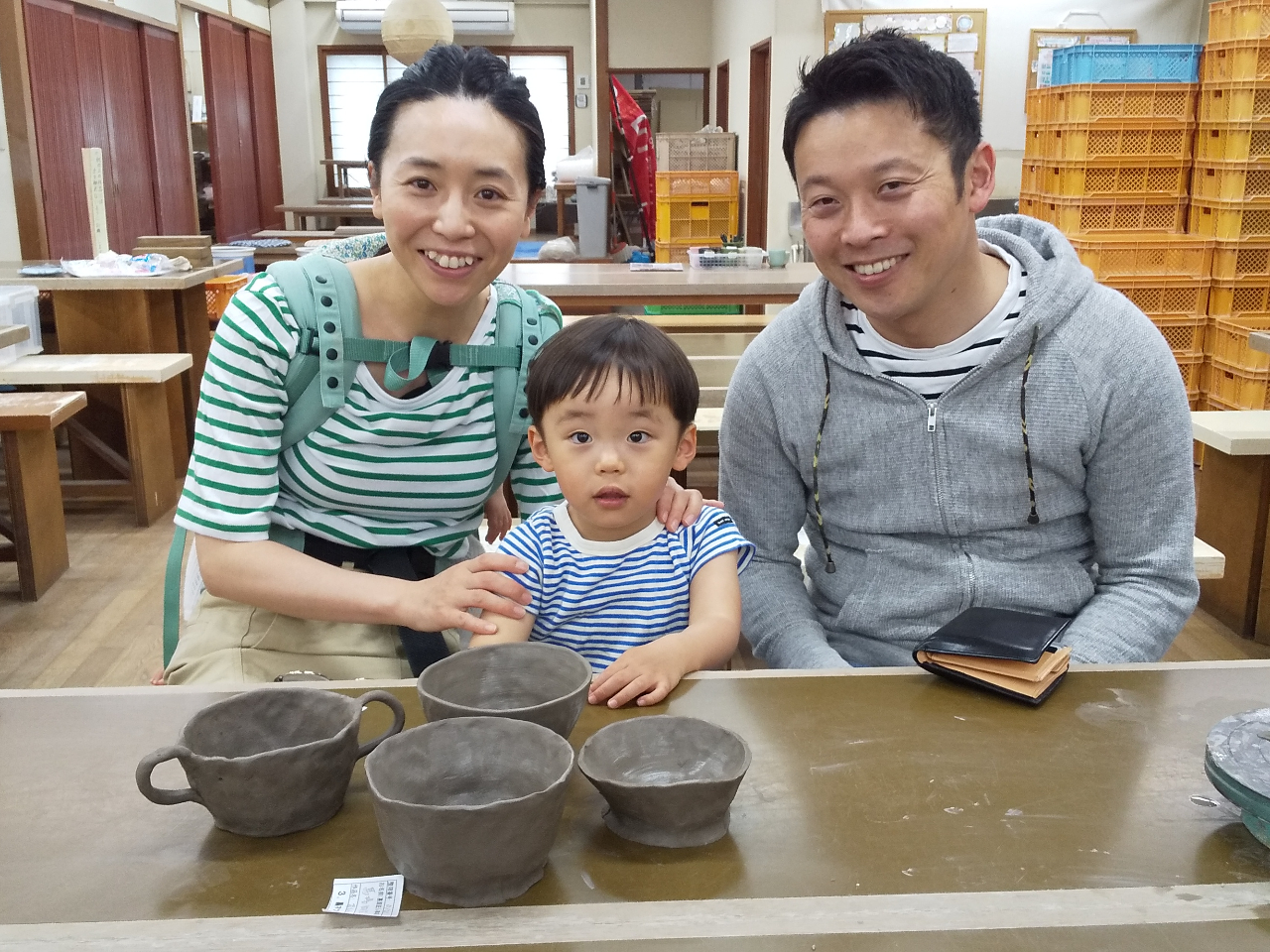 小さなお子様はお父さん・お母さんと一緒に作ればみんなの楽しさ倍増です。