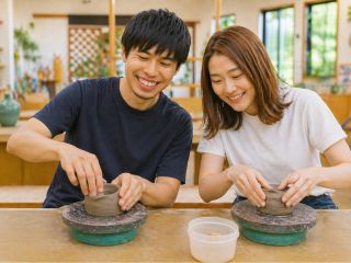 気軽に楽しめる陶芸教室。旅の想い出創りにピッタリです