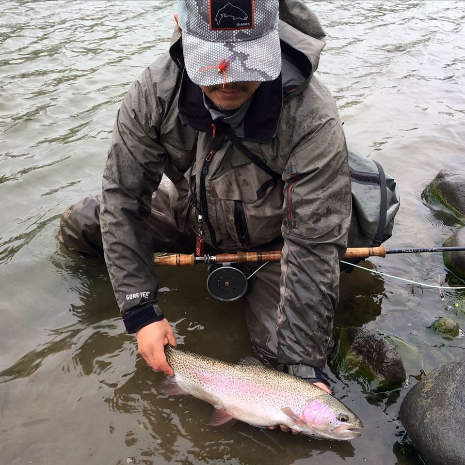 年間100日を超える釣行に裏付けされたサービスでガイド致します。
 ご要望の釣りをお気軽にご相談ください。