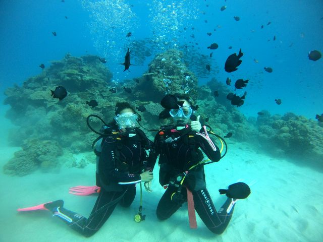 沢山のお魚さんたちに囲まれてパシャ♪