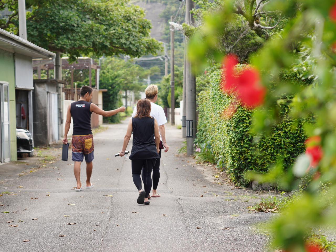 ダイビング終わりに集落を散歩するのも楽しいですよ^_^