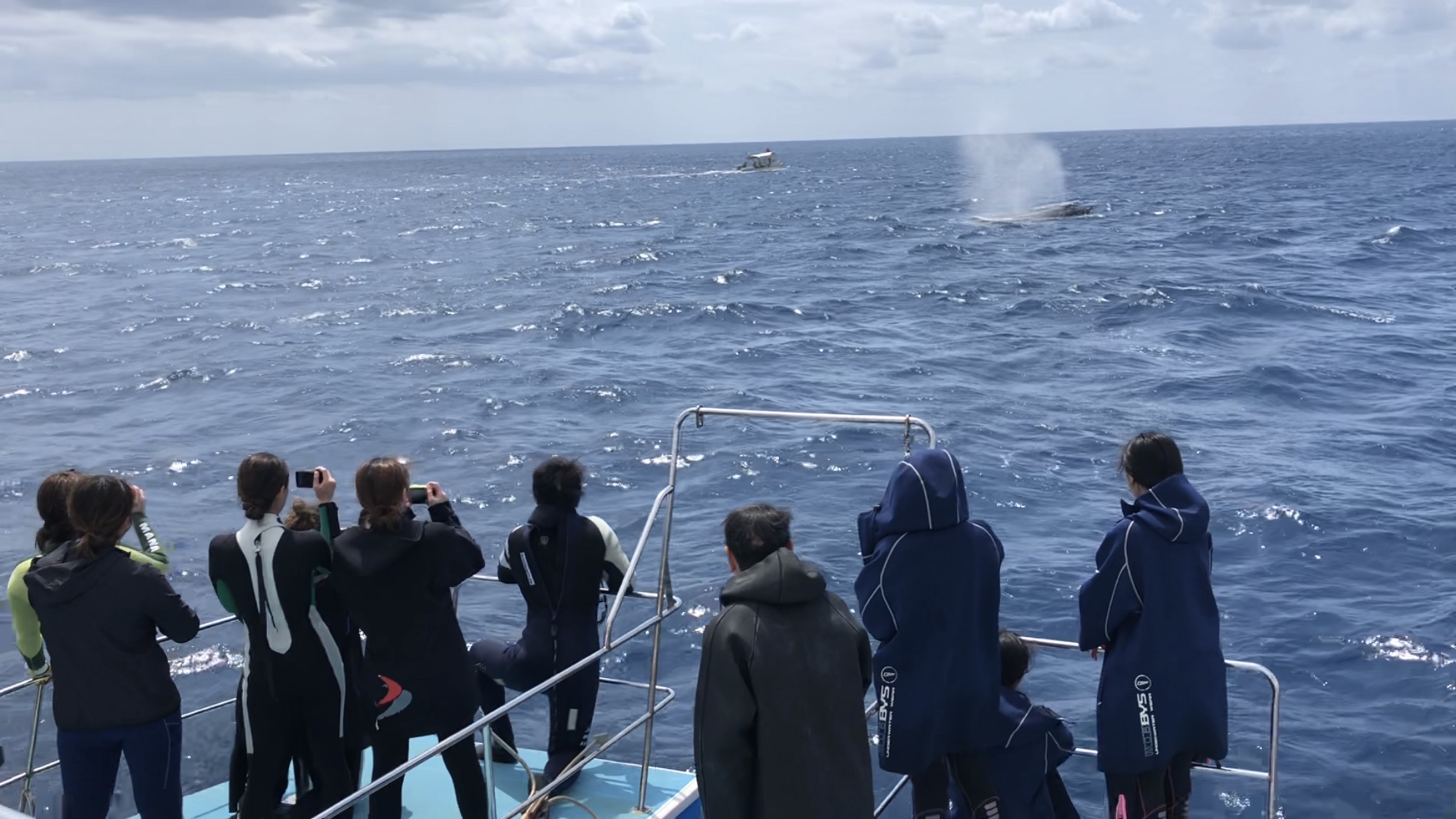 u[炻ɃNWƂBƋ߂Â܂B