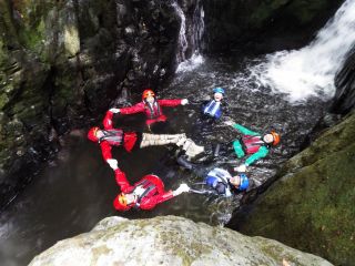 山乗渓谷滝巡り・リバートレッキング ベーシックとことん遊びたい方は「フルコース」をお選び下さい