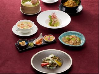 信州みゆきポークの温しゃぶをはじめ、夏野菜のスープやスパイシーなカレー 炒飯など、彩り鮮やかな全7品を揃えた季節のコースです。