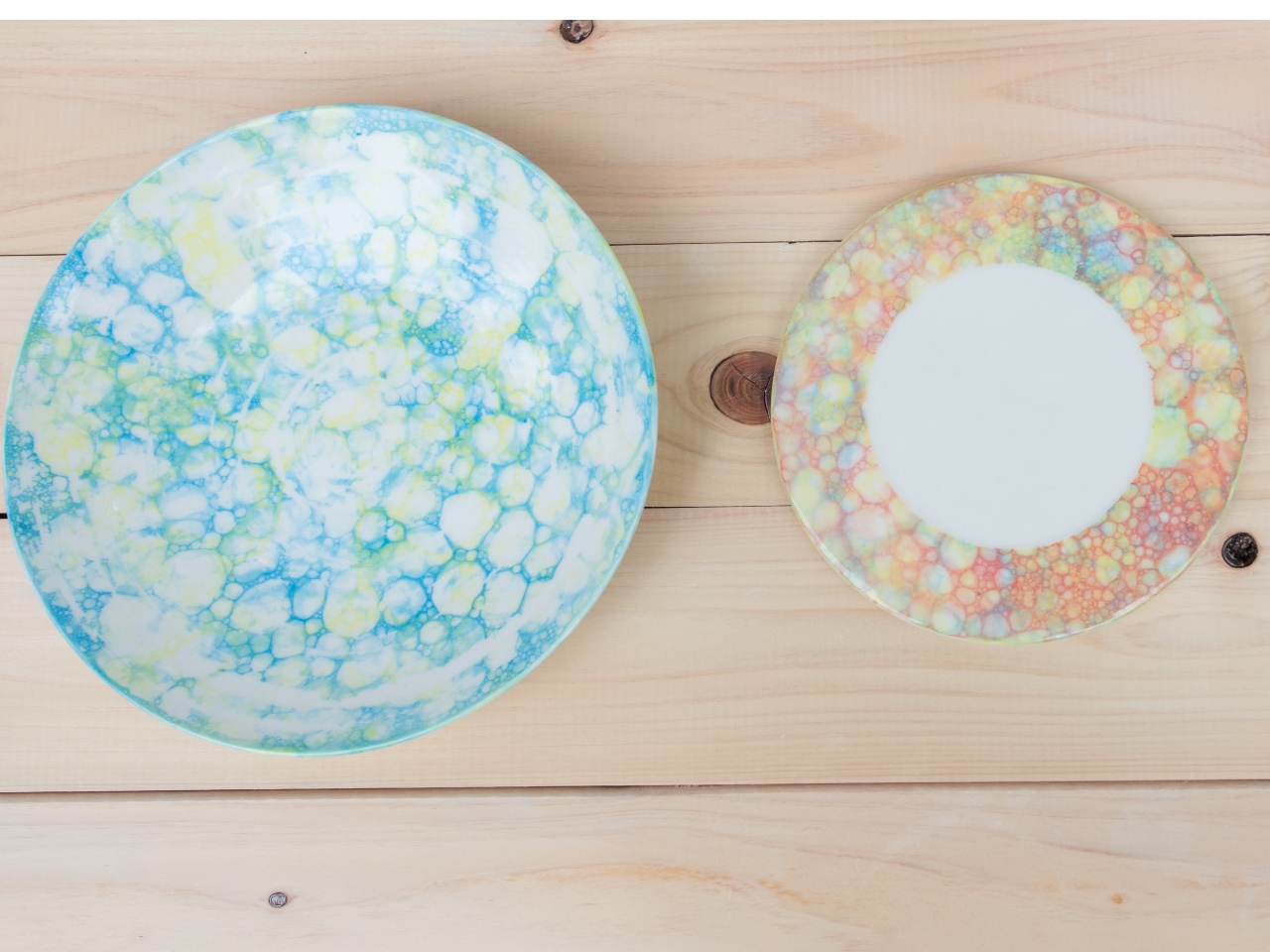 �X�^�b�t�͕S�ݓX�Ȃǂɏo�X���Ă����Ƃ������܂��B