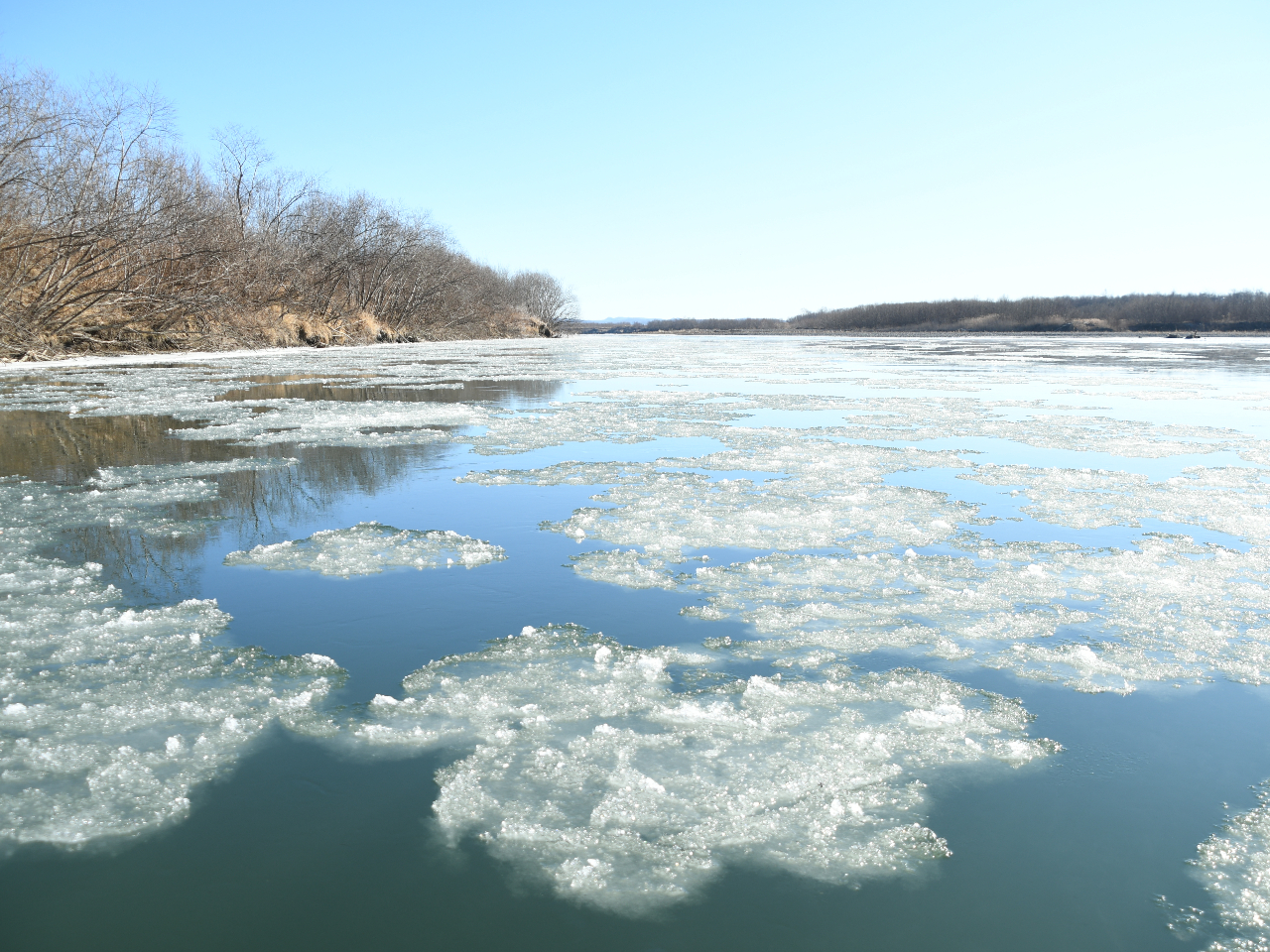 氷と一緒に下る日もあります。