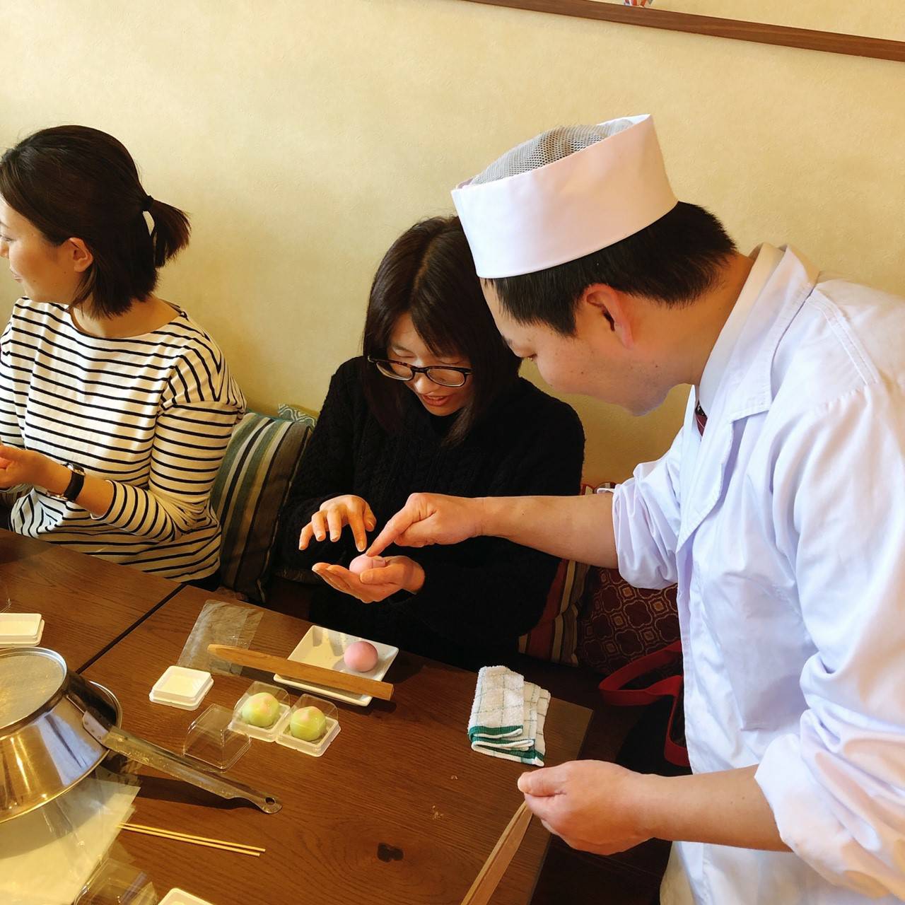 島根 出雲大社参拝と共に 和菓子作り体験 カフェセット 女性 カップル ファミリーにおススメ Kissa Coさかねや じゃらん遊び体験