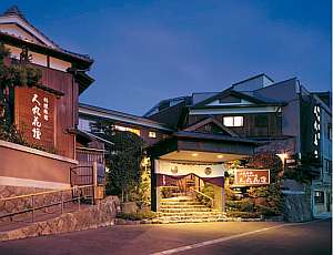 歴史を感じていただける外観