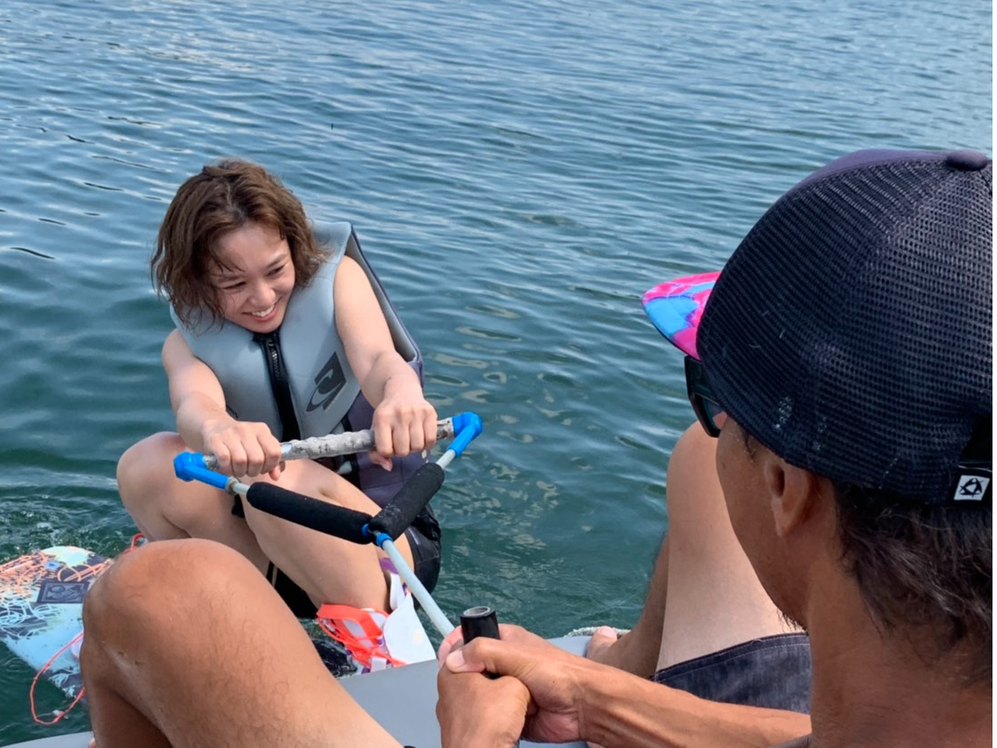 �̌��O�ɂ������背�N�`���[�I